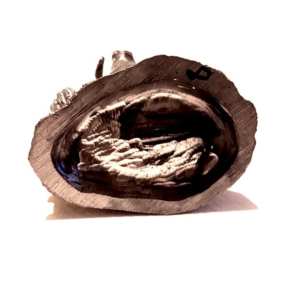 Vintage Limited Edition Ricker Pewter Manatee Hatchling Figurine - Picture 5 of 5